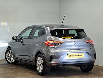 Used Renault Clio 2024 for sale - 79457731: Photo