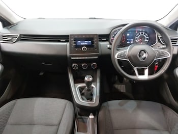Used Renault Clio 2020 for sale - 78791202: Photo