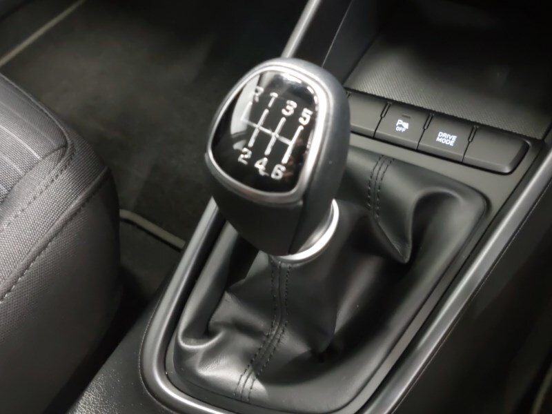 2021 Hyundai i20 1.0T GDi 48V MHD SE Connect 5dr Hatchback Petrol Manual - Picture 12 of 19