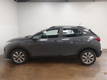 Used Kia Stonic 2023 for sale - 78238481: Photo