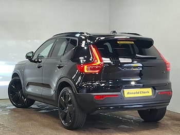 Used Volvo XC40 2025 for sale - 79597971: Photo