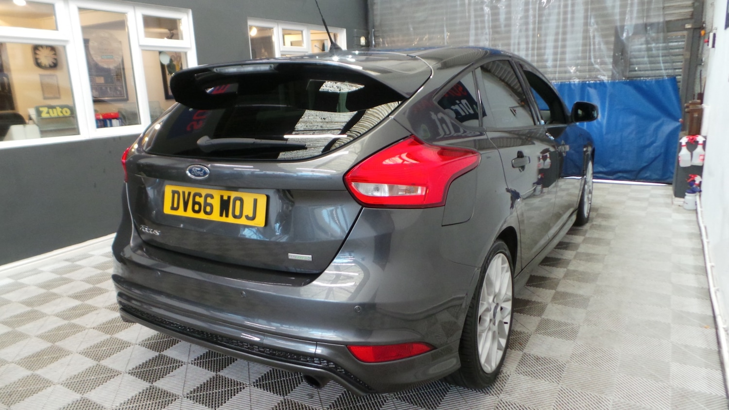 Vehicle 4