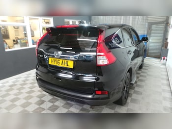 Used Honda CR-V 2016 for sale - 76904455: Photo