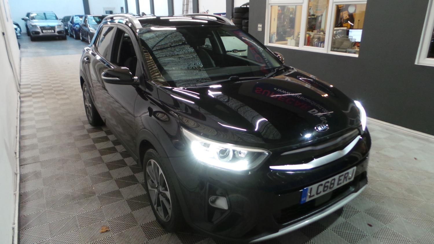 Used Kia Stonic 2018 for sale - 76412123: Photo 16