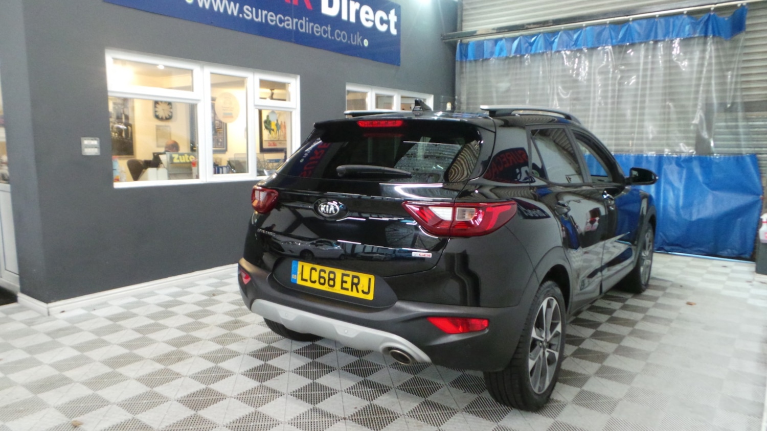 Used Kia Stonic 2018 for sale - 76412123: Photo 4