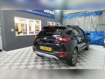 Used Kia Stonic 2018 for sale - 76412123: Photo