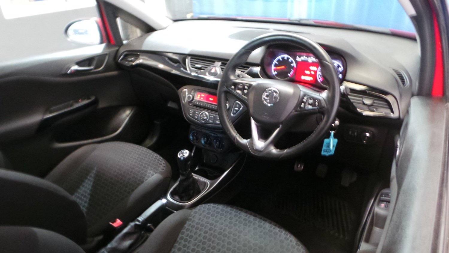 Used Vauxhall Corsa 2015 for sale - 77776519: Photo 4