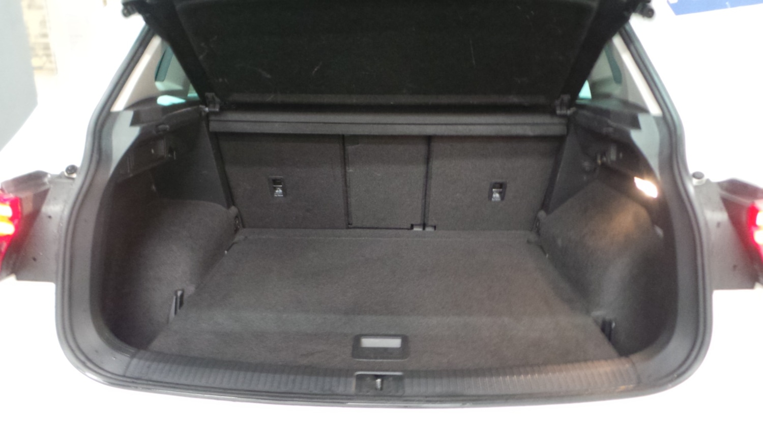 Used Volkswagen Tiguan 2016 for sale - 76706112: Photo 24