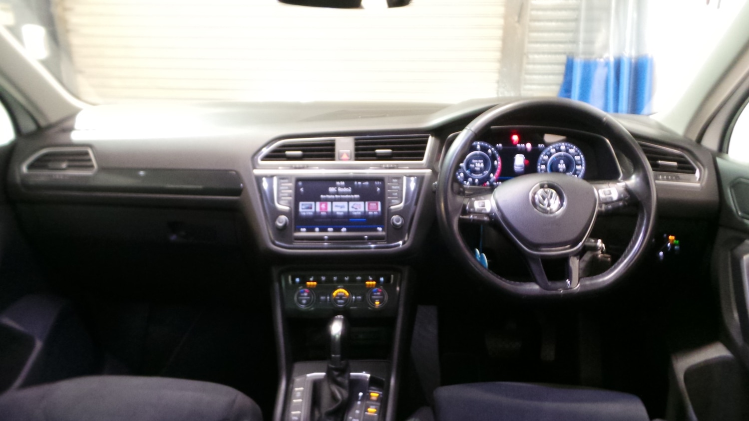 Used Volkswagen Tiguan 2016 for sale - 76706112: Photo 3