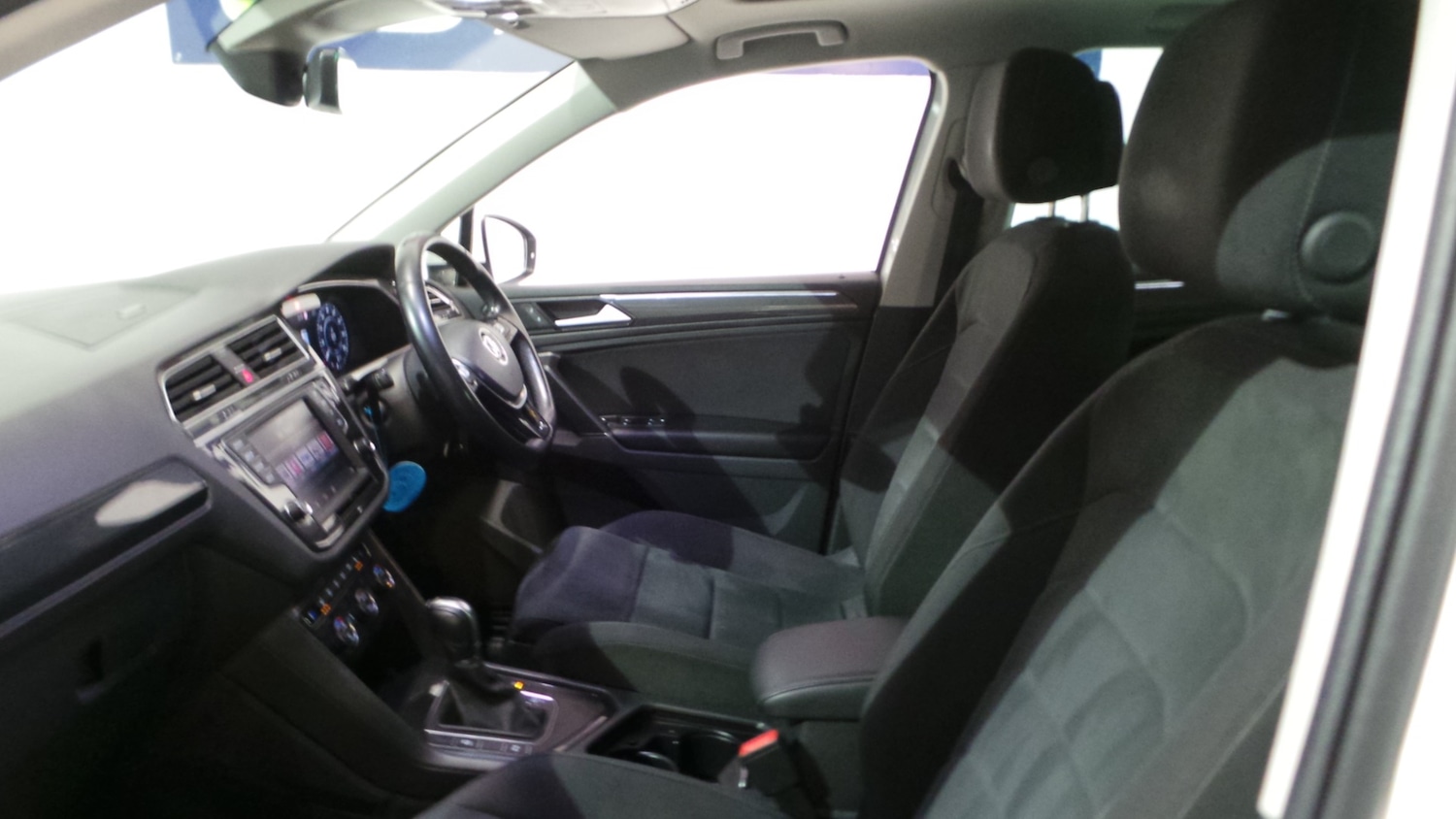 Used Volkswagen Tiguan 2016 for sale - 76706112: Photo 32