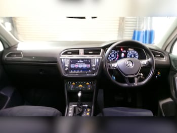 Used Volkswagen Tiguan 2016 for sale - 76706112: Photo