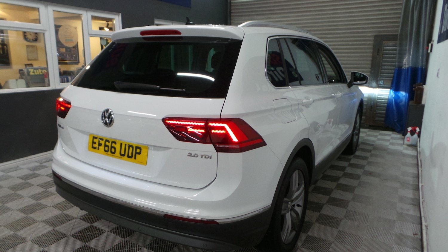 Used Volkswagen Tiguan 2016 for sale - 76706112: Photo 4