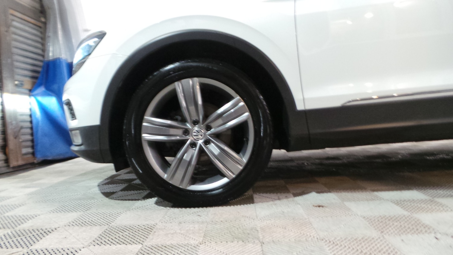 Used Volkswagen Tiguan 2016 for sale - 76706112: Photo 5