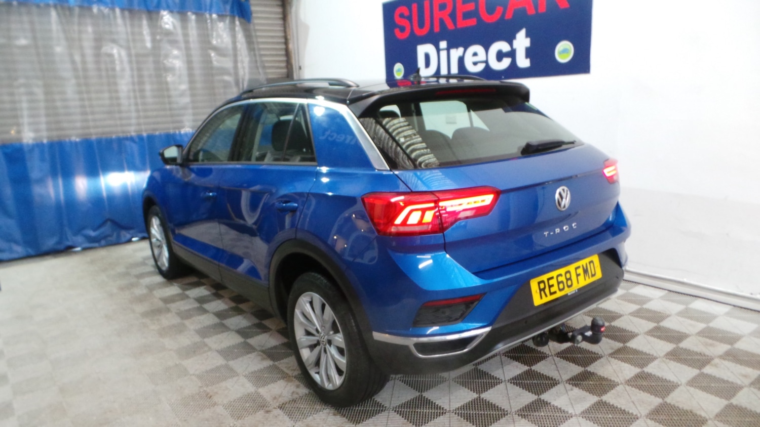 Used Volkswagen T-Roc 2018 for sale - 77148936: Photo 2