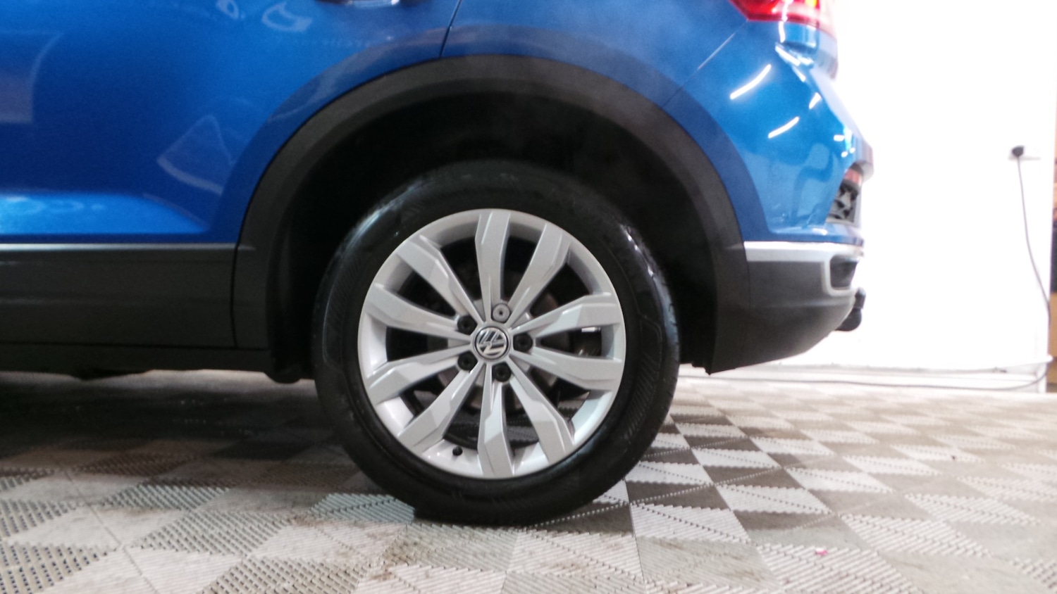 Used Volkswagen T-Roc 2018 for sale - 77148936: Photo 7