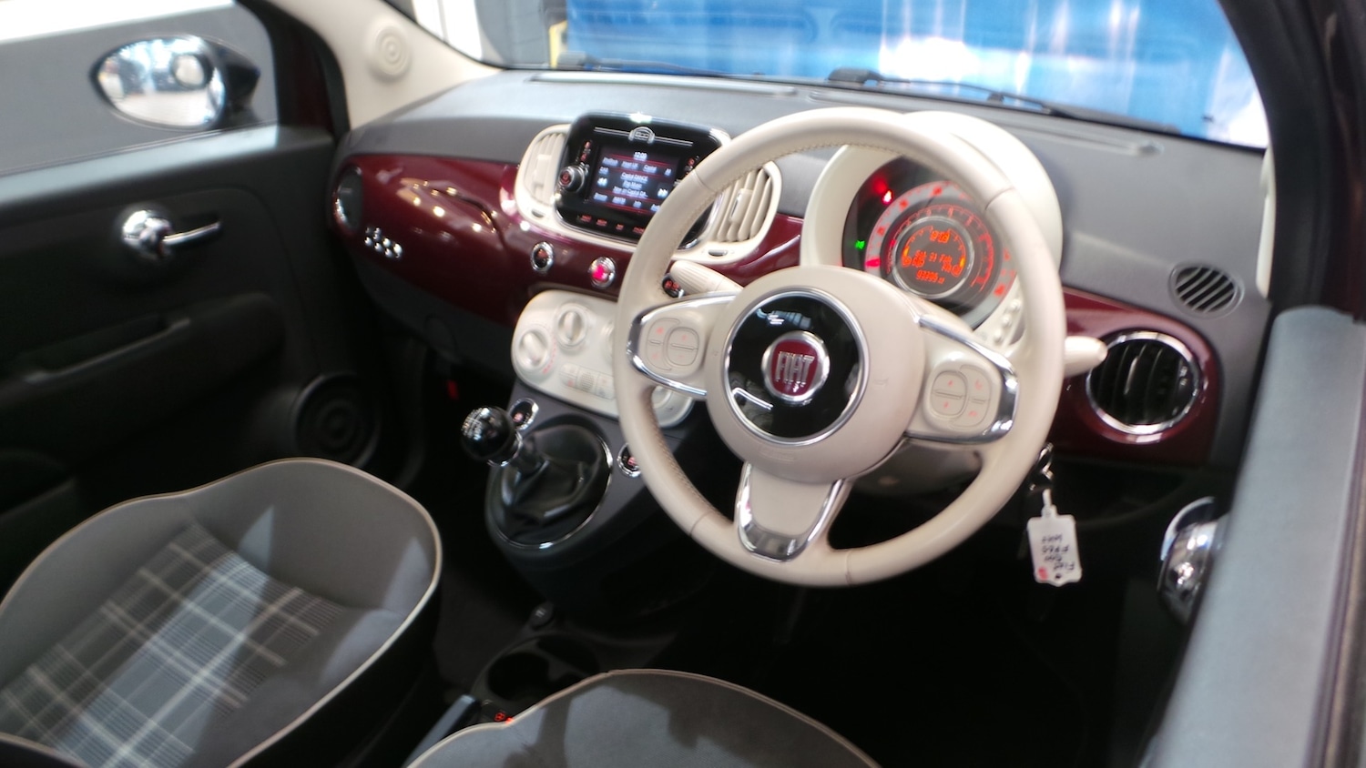 Used Fiat 500 2015 for sale - 77629541: Photo 4