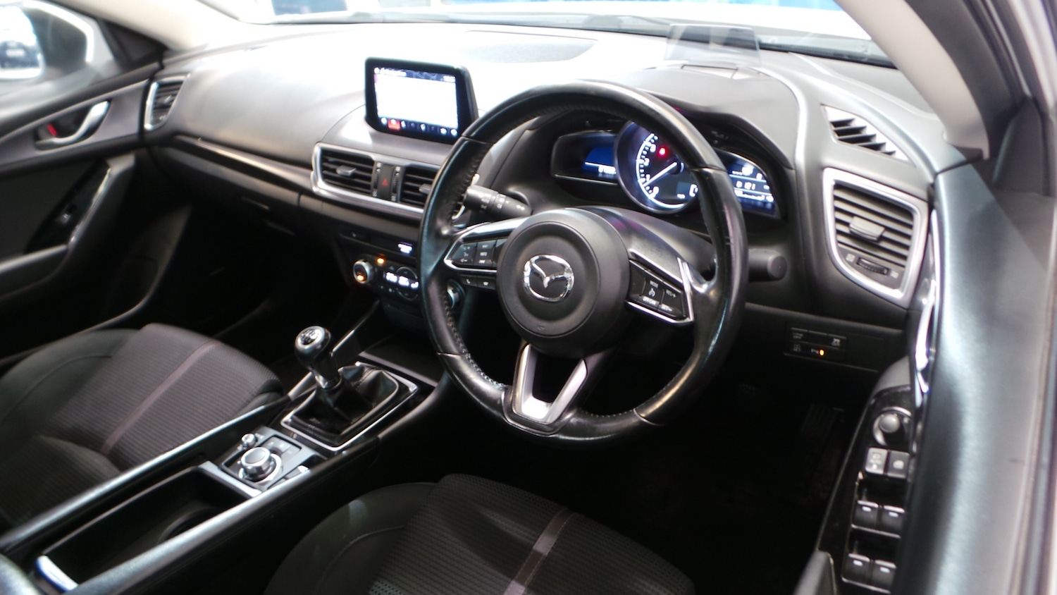 Used Mazda Mazda3 2018 for sale - 77902546: Photo 4