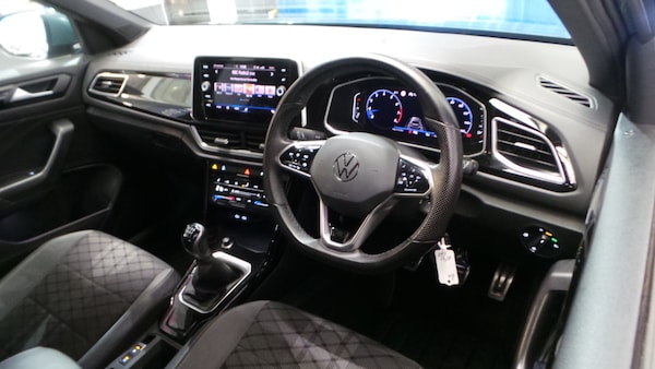 Used Volkswagen T-Roc 2022 for sale - 76300557: Photo 26