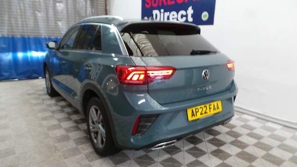 Used Volkswagen T-Roc 2022 for sale - 76300557: Photo 2