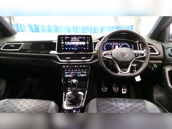 Used Volkswagen T-Roc 2022 for sale - 76300557: Photo 3