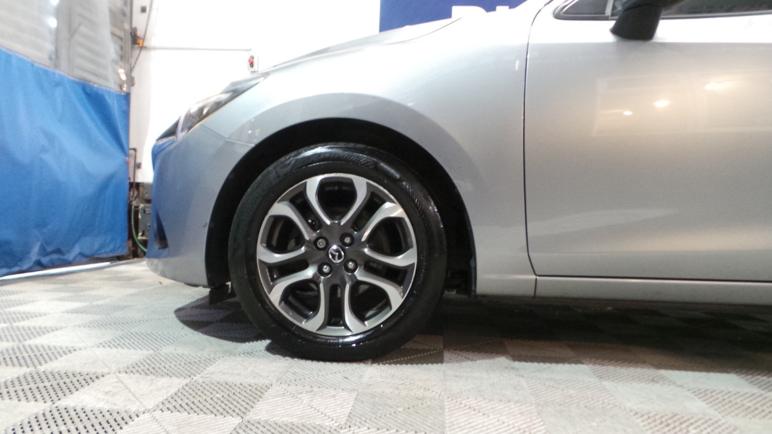 Used Mazda Mazda2 2015 for sale - 76491059: Photo 5