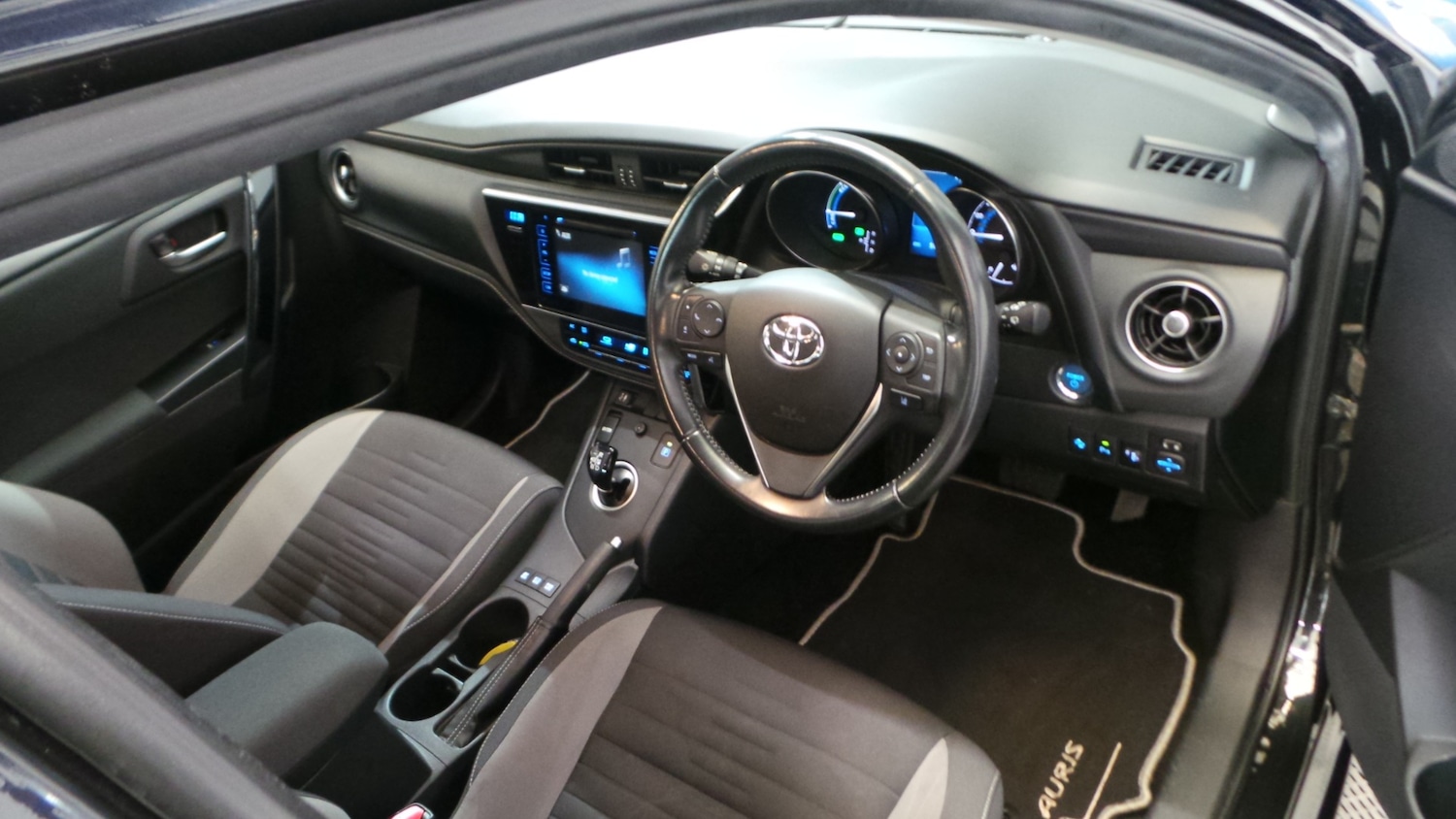 Used Toyota Auris 2018 for sale - 76706648: Photo 3