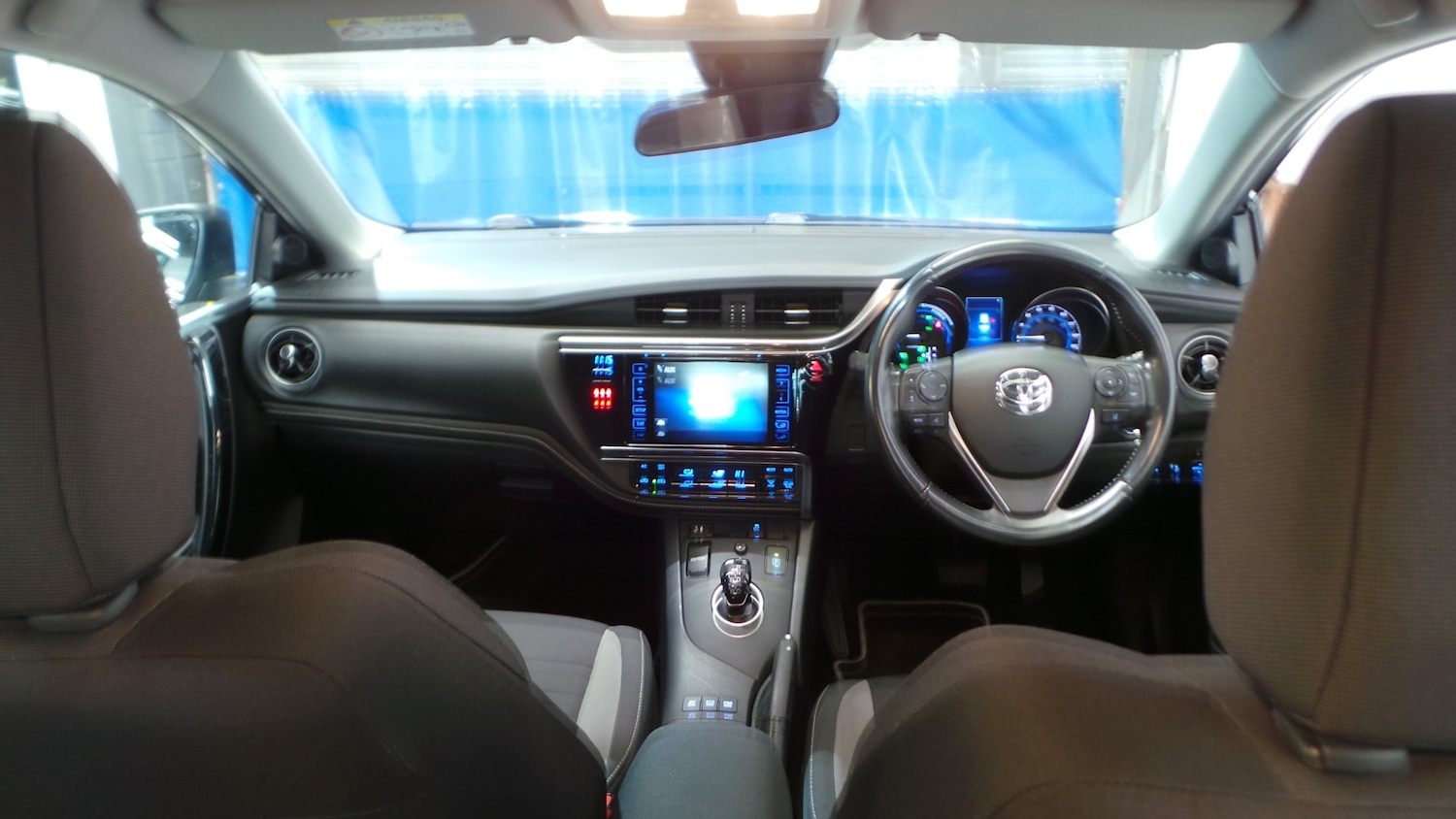 Used Toyota Auris 2018 for sale - 76706648: Photo 31