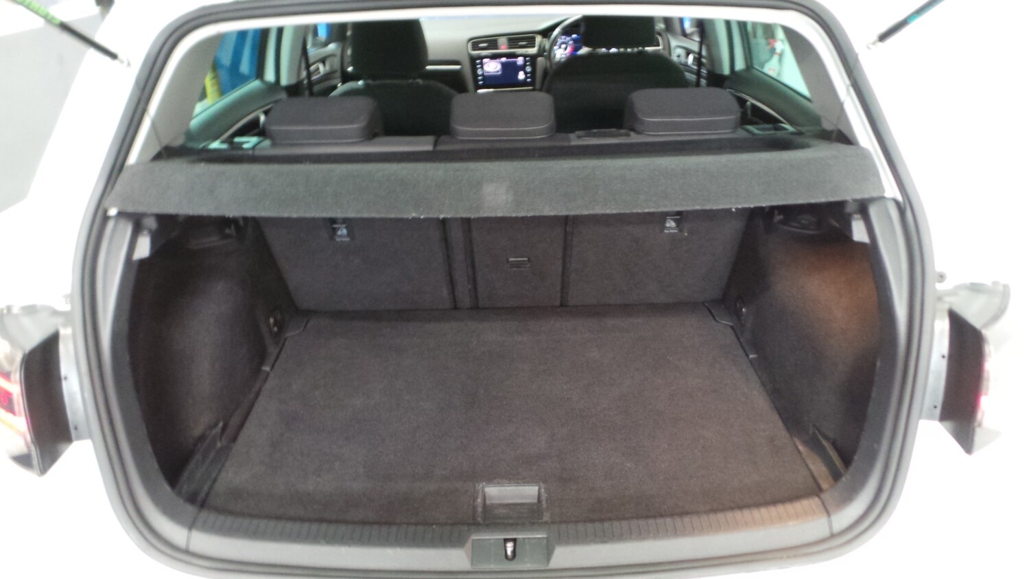 Used Volkswagen Golf 2020 for sale - 76363458: Photo 33