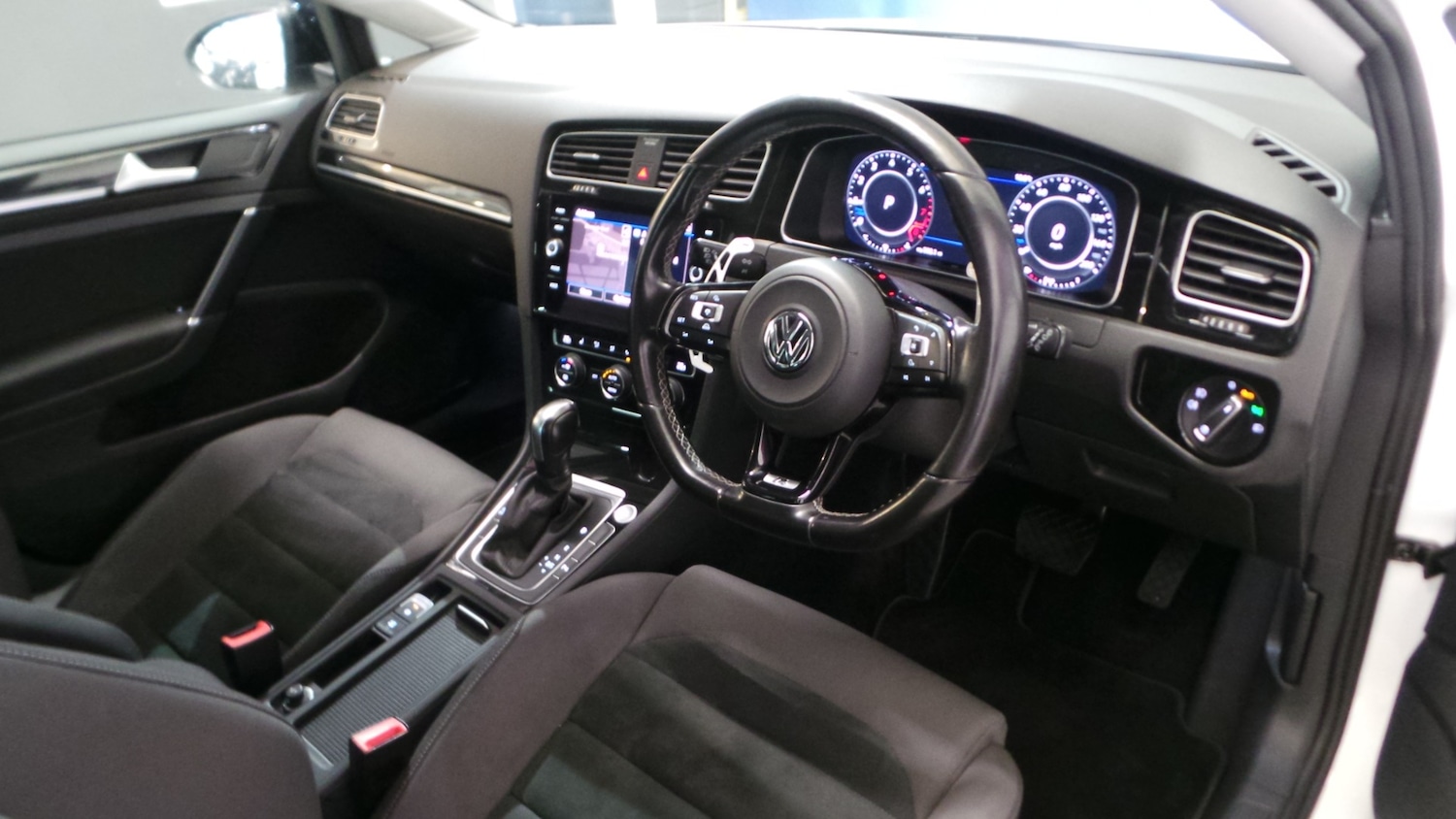 Used Volkswagen Golf 2020 for sale - 76363458: Photo 41