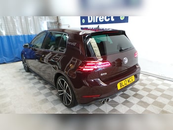 Used Volkswagen Golf 2017 for sale - 77917607: Photo