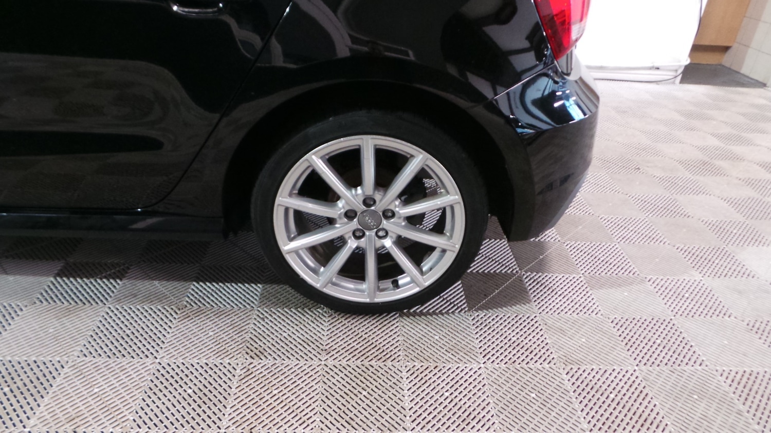 Used Audi A1 2017 for sale - 77363799: Photo 4