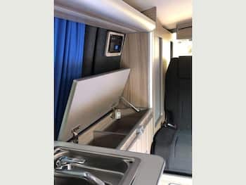 Used Volkswagen Transporter 2016 for sale - 79845748: Photo