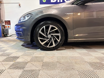 Used Volkswagen Golf 2020 for sale - 78280808: Photo