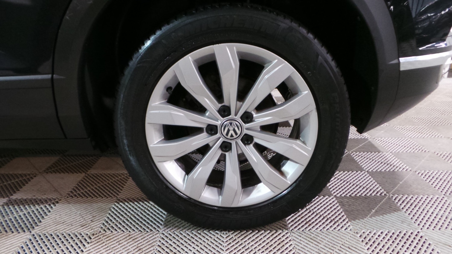 Used Volkswagen T-Roc 2018 for sale - 76918209: Photo 10