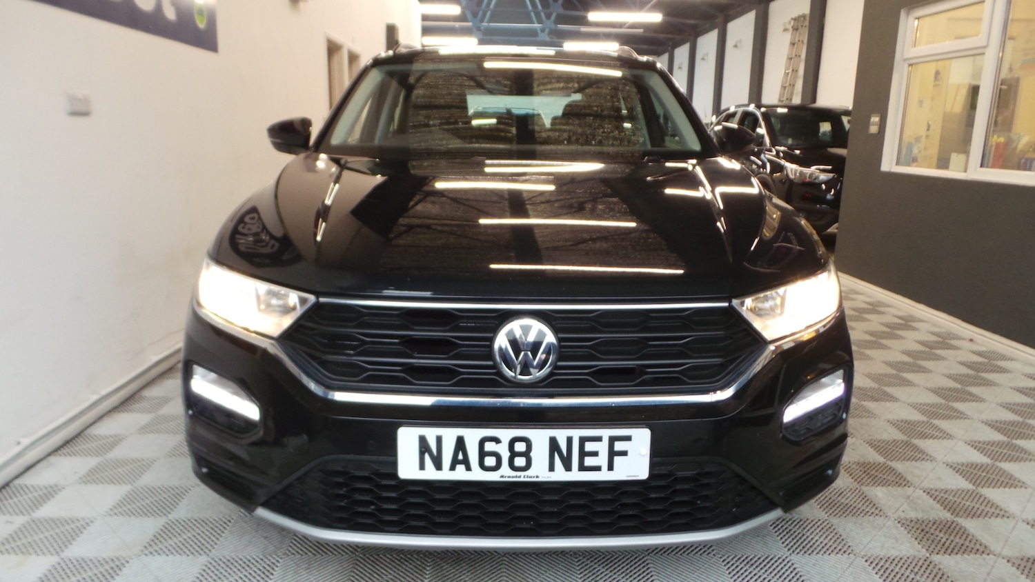 Used Volkswagen T-Roc 2018 for sale - 76918209: Photo 13