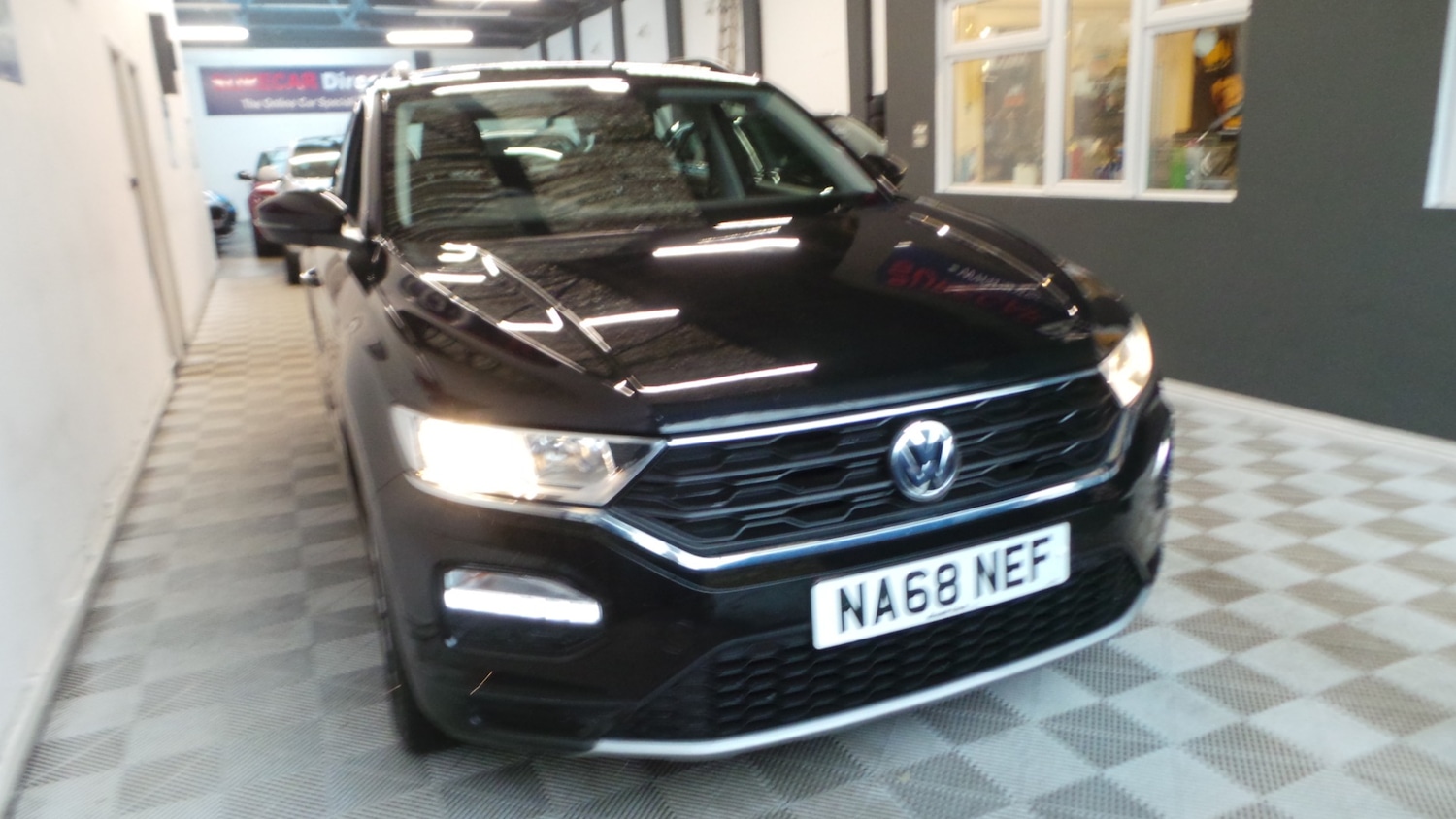 Used Volkswagen T-Roc 2018 for sale - 76918209: Photo 14