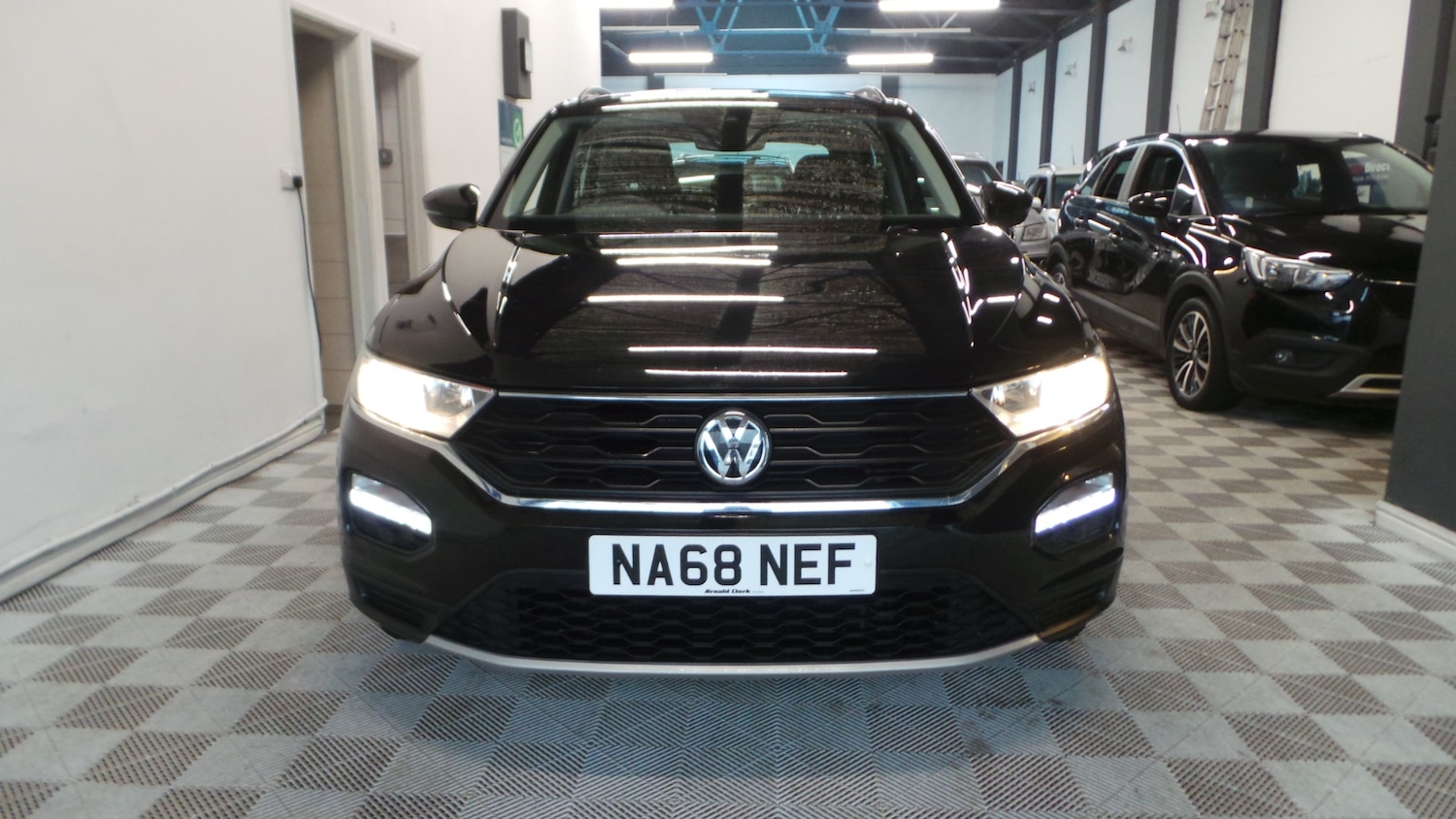 Used Volkswagen T-Roc 2018 for sale - 76918209: Photo 23