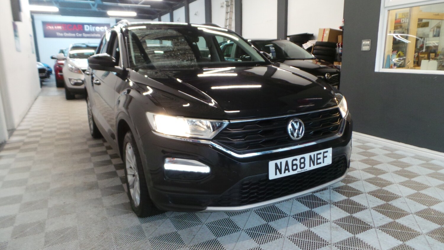 Used Volkswagen T-Roc 2018 for sale - 76918209: Photo 25