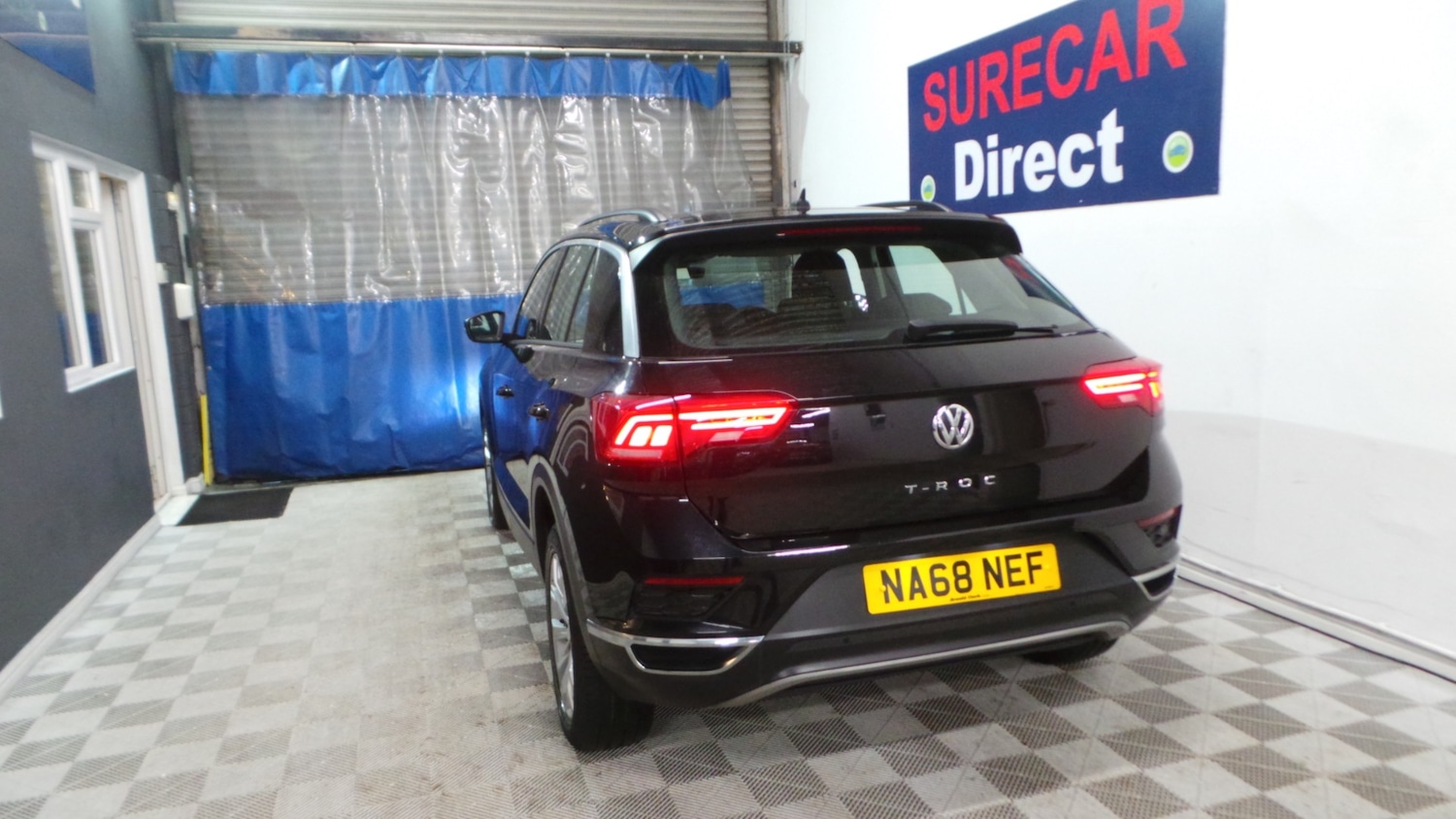 Used Volkswagen T-Roc 2018 for sale - 76918209: Photo 28