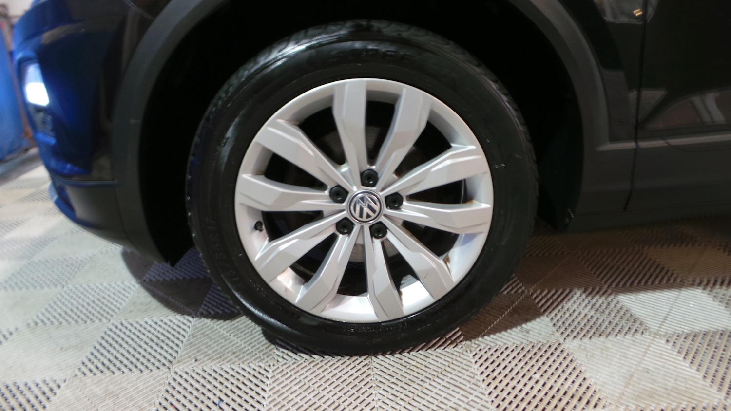 Used Volkswagen T-Roc 2018 for sale - 76918209: Photo 9