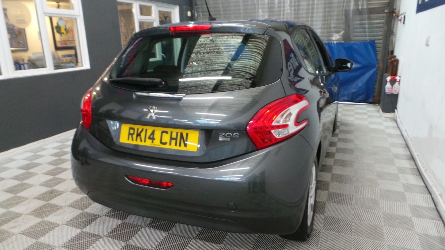 Used Peugeot 208 2014 for sale - 76412212: Photo 11