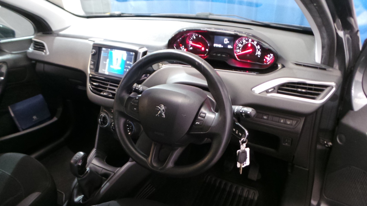 Used Peugeot 208 2014 for sale - 76412212: Photo 19