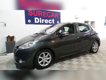Used Peugeot 208 2014 for sale - 76412212: Photo
