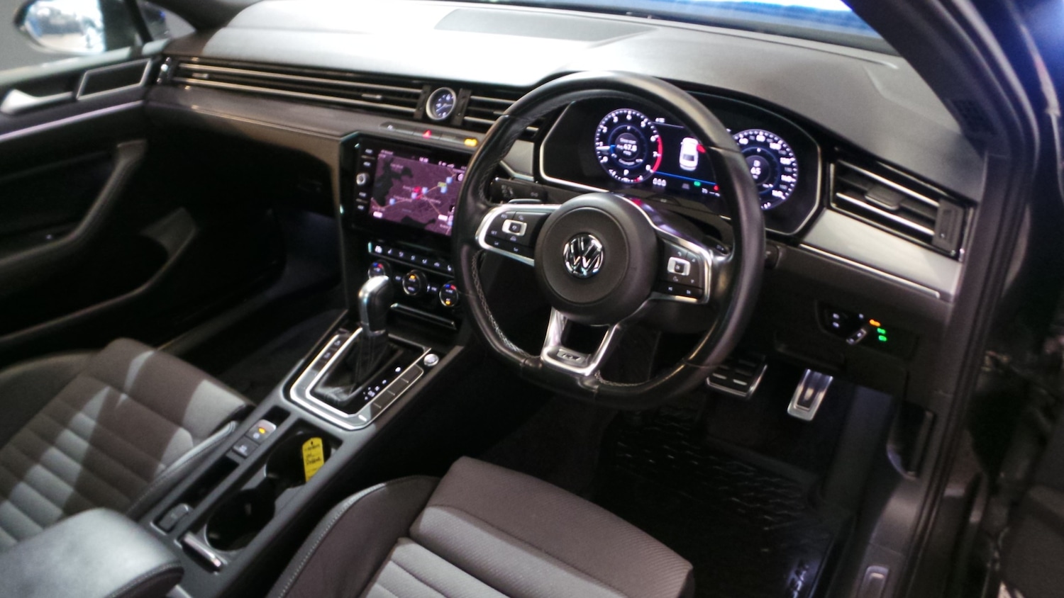 Used Volkswagen Passat 2018 for sale - 77664874: Photo 30