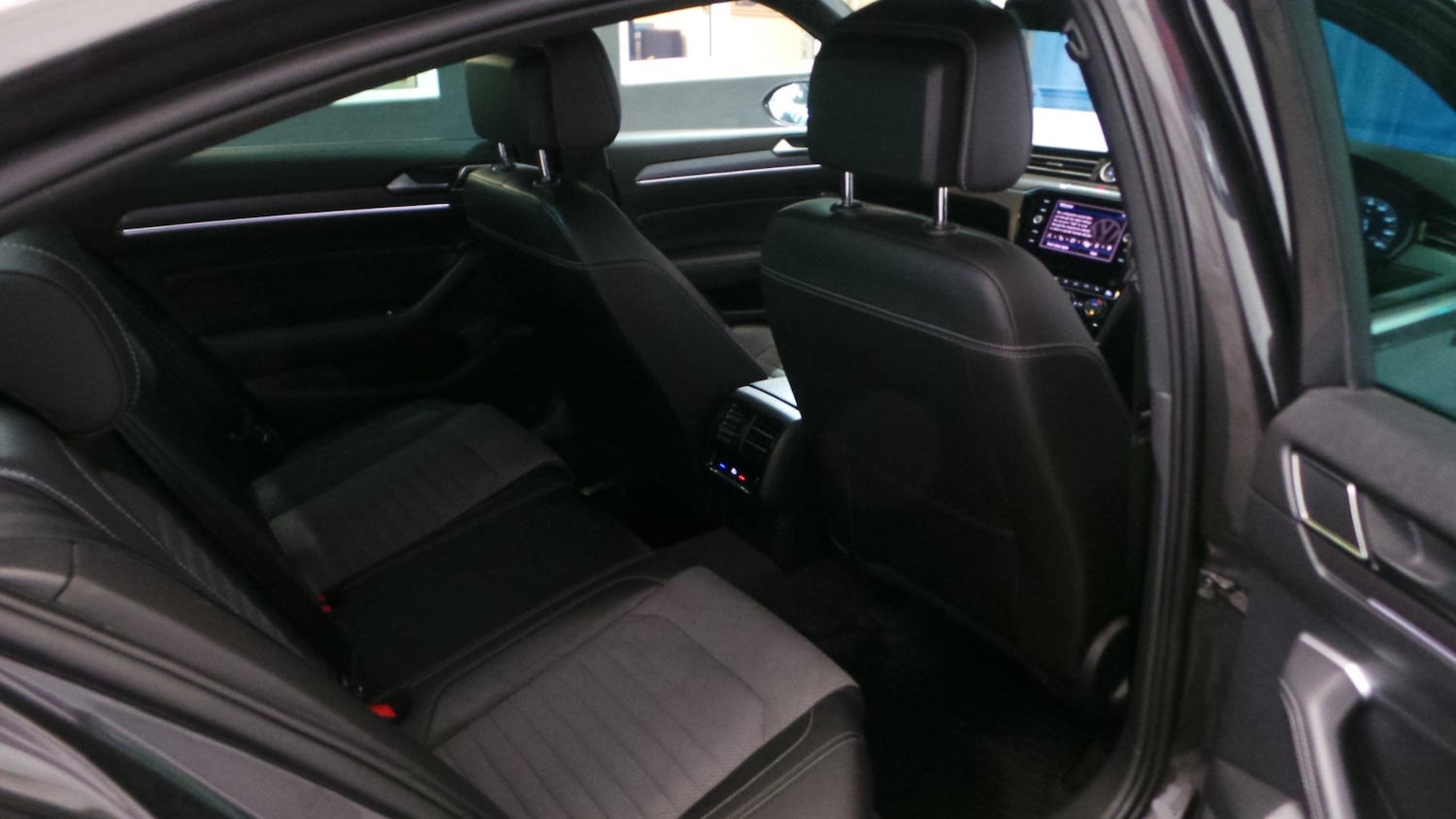 Used Volkswagen Passat 2018 for sale - 77664874: Photo 33