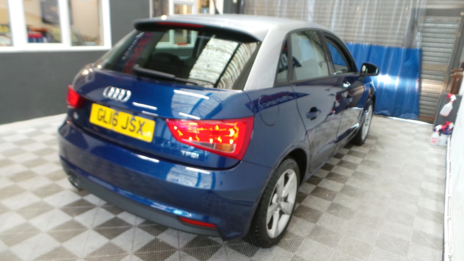 Vehicle 4