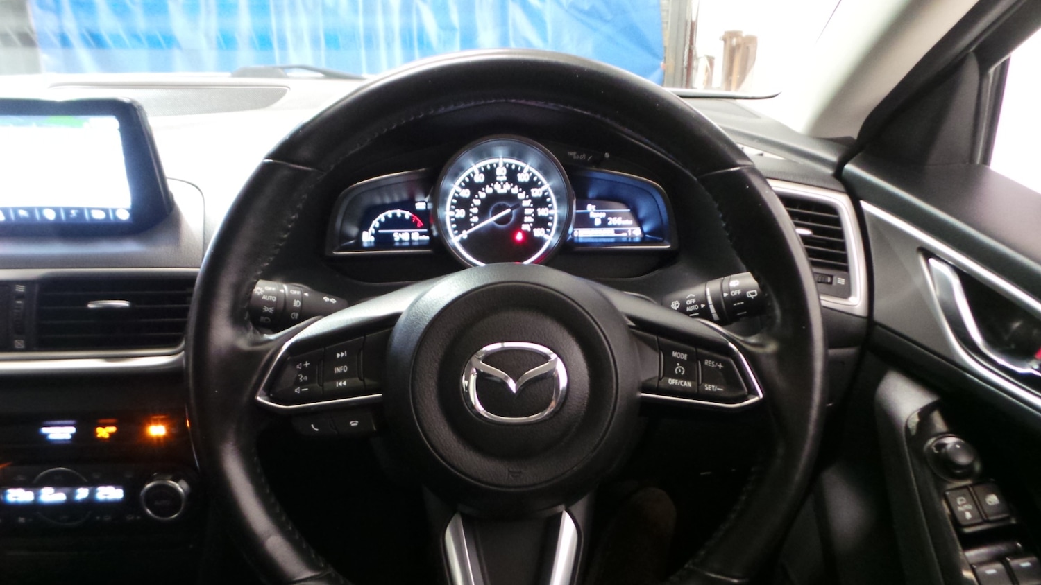Used Mazda Mazda3 2018 for sale - 76982596: Photo 23