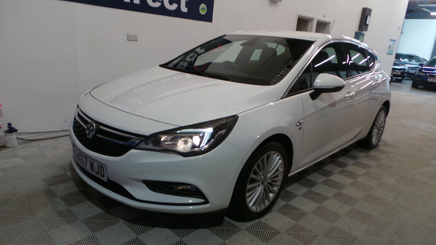 Used Vauxhall Astra 2017 for sale - 76329752: Photo 11