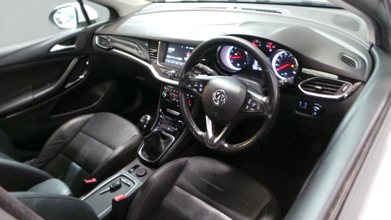 Used Vauxhall Astra 2017 for sale - 76329752: Photo 22