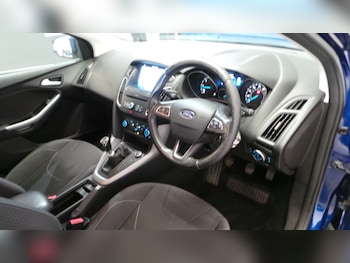 Used Ford Focus 2017 for sale - 75559081: Photo